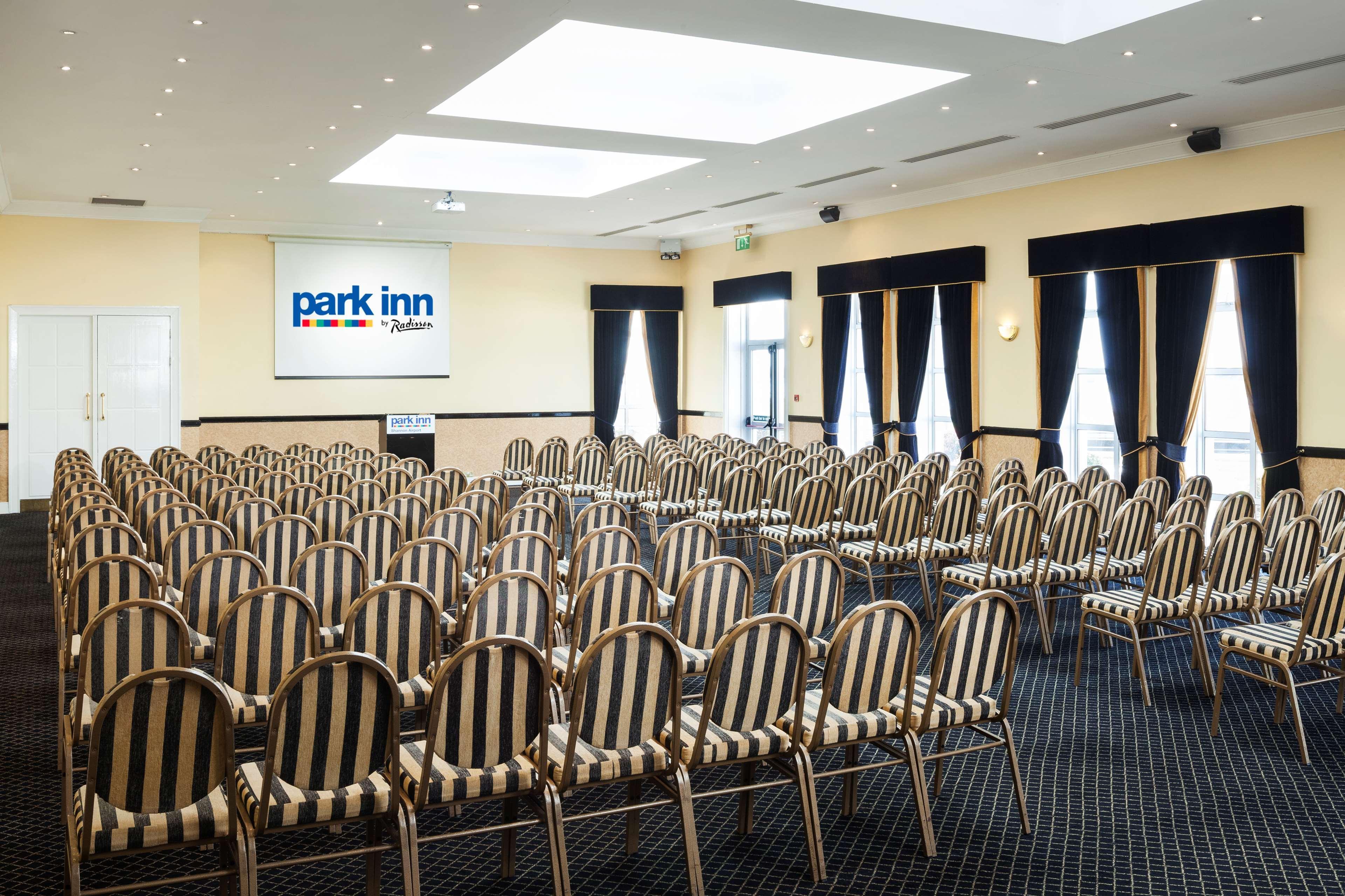 Park Inn By Radisson Shannon Airport Luaran gambar